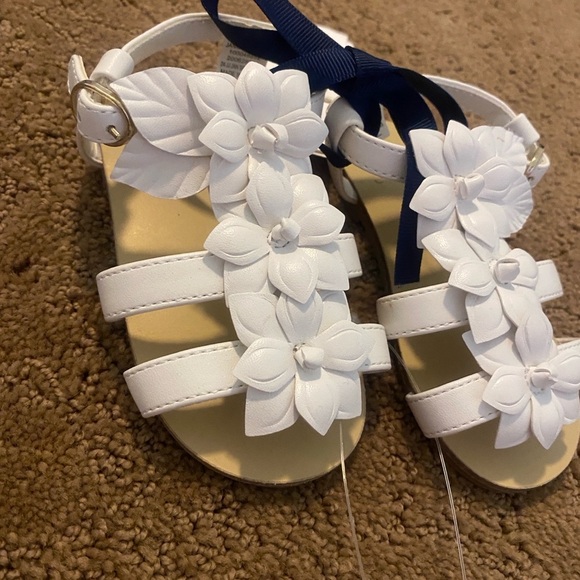 Janie & Jack Girls White Adjustable Sandals New Size 6 - Picture 9 of 9